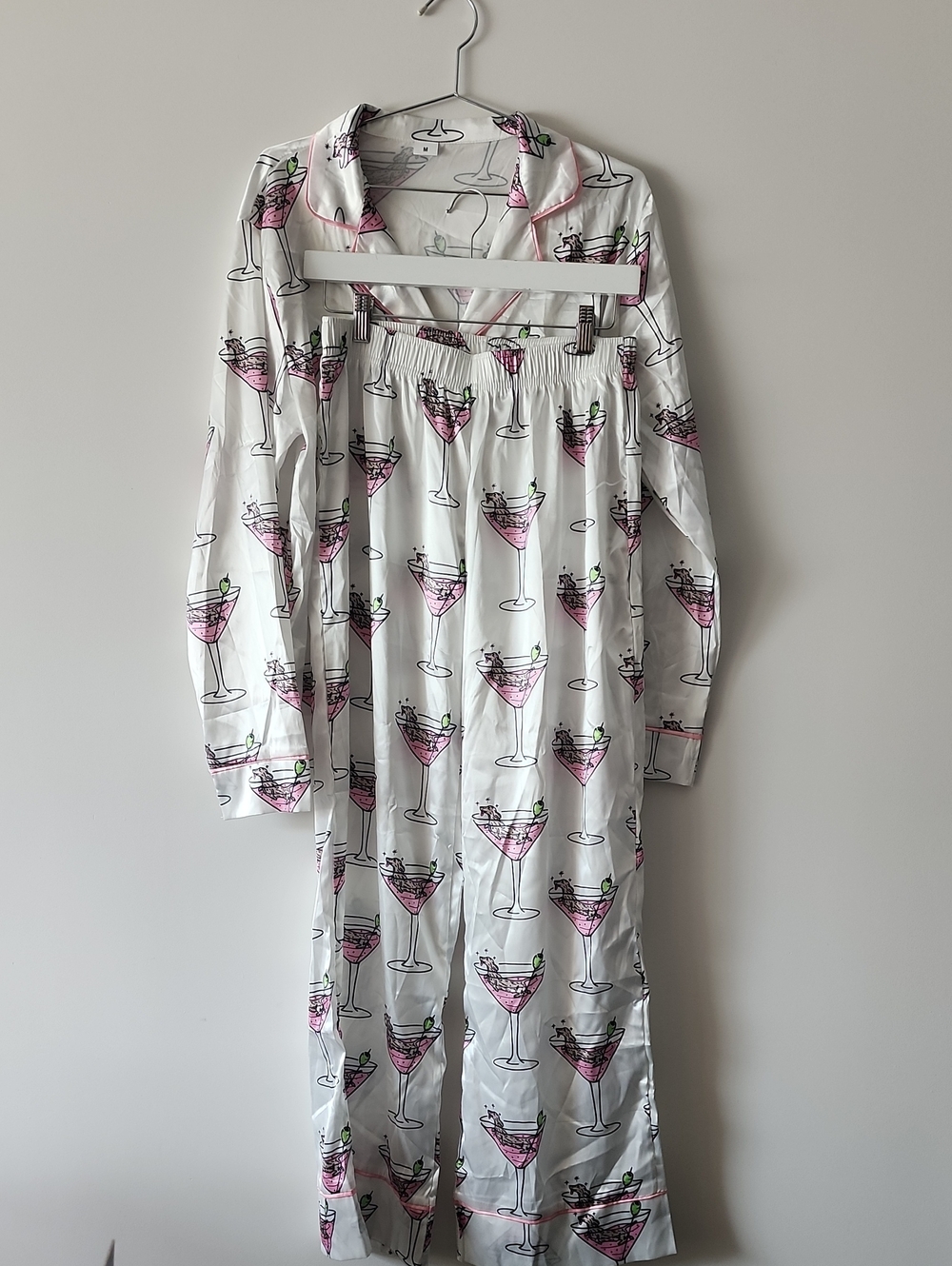 NWOT Satin Cocktail Print Long Sleeve Pajama Set Sz Medium Pink Martini PJs Chic